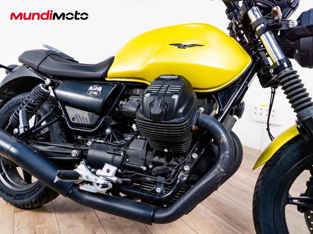 Moto Guzzi V7 850 Stone Special Abs (2021) (5)