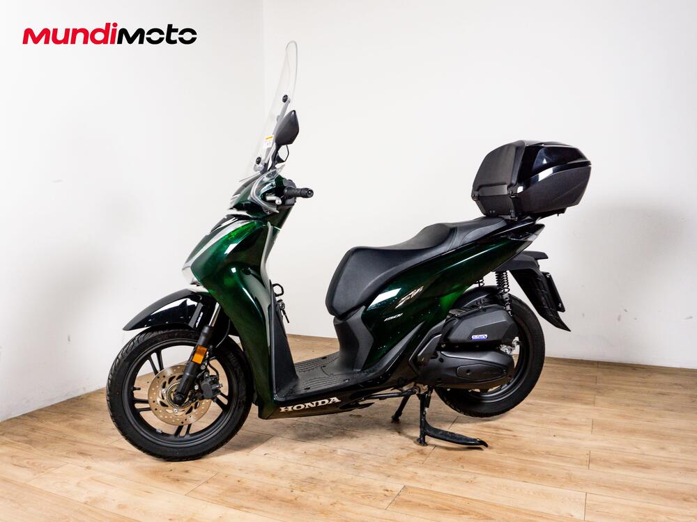 Honda SH 150i Vetro (2024 - 25) (8)