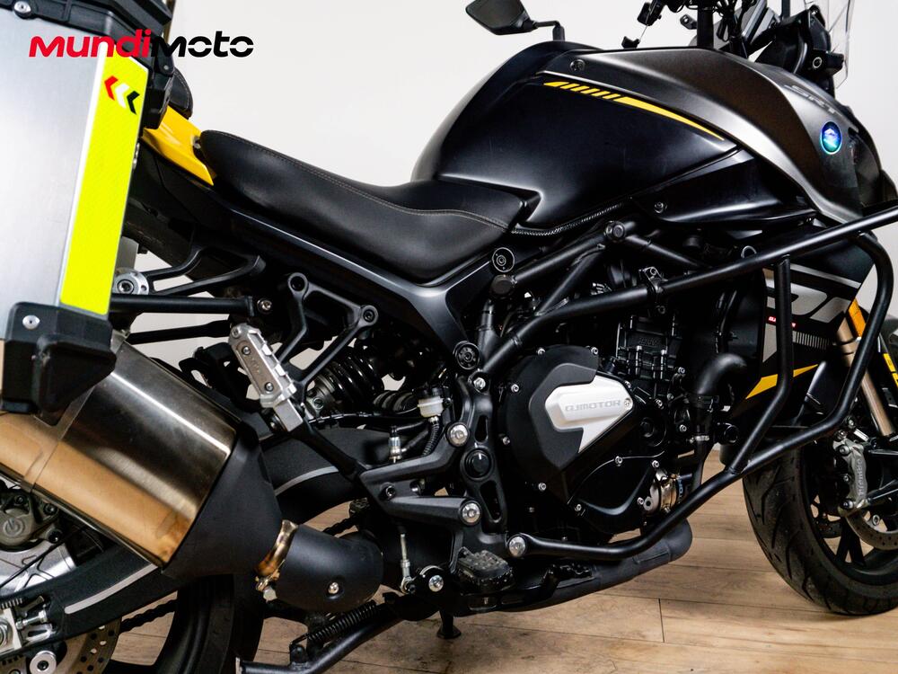 QJ Motor SRT 800 SX (2024 - 25) (3)