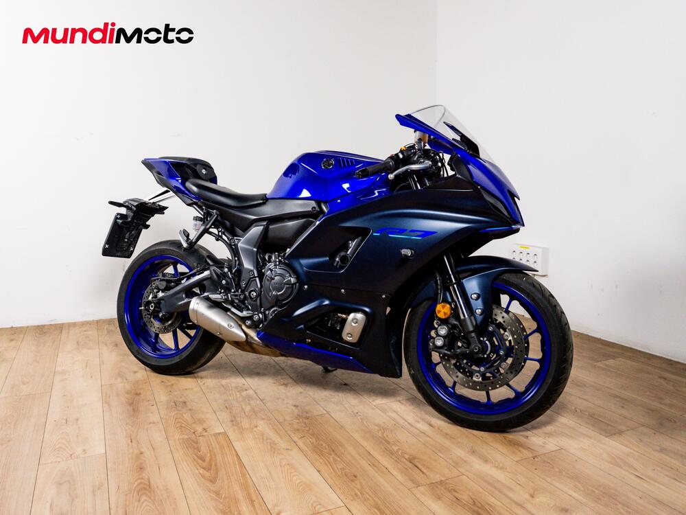 Yamaha YZF R7 (2021 - 25) (2)
