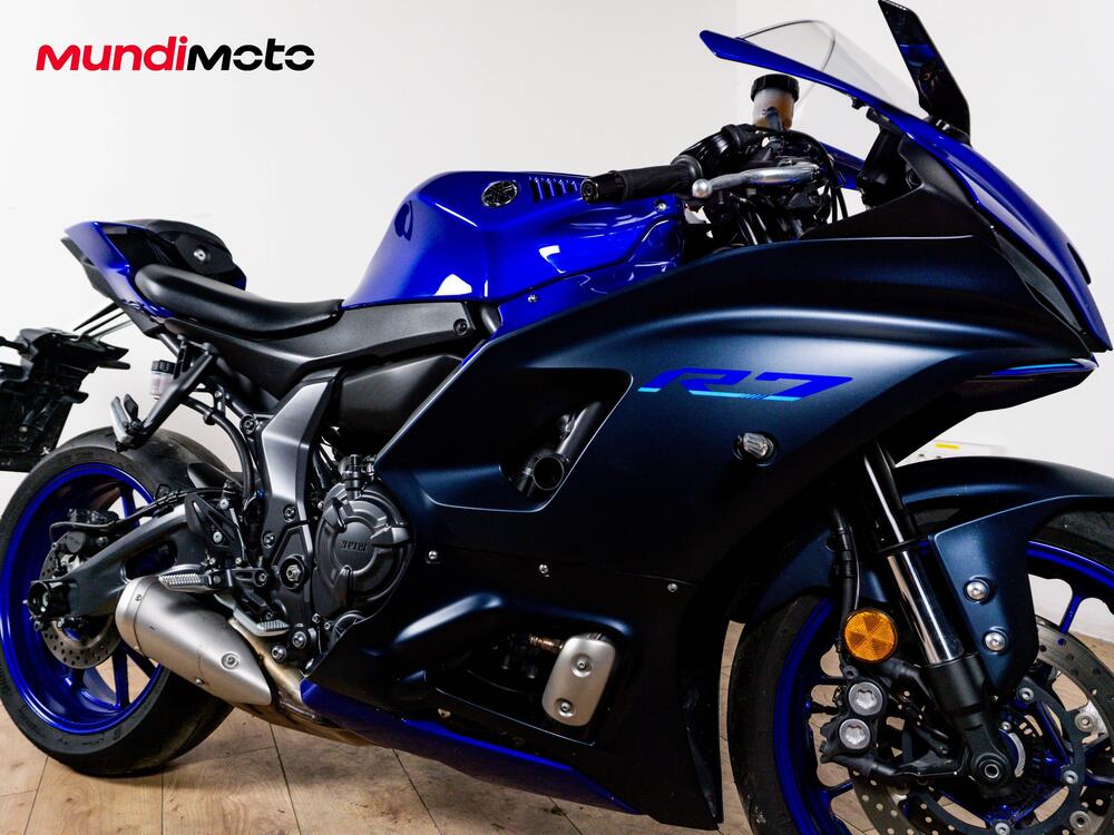 Yamaha YZF R7 (2021 - 25) (5)