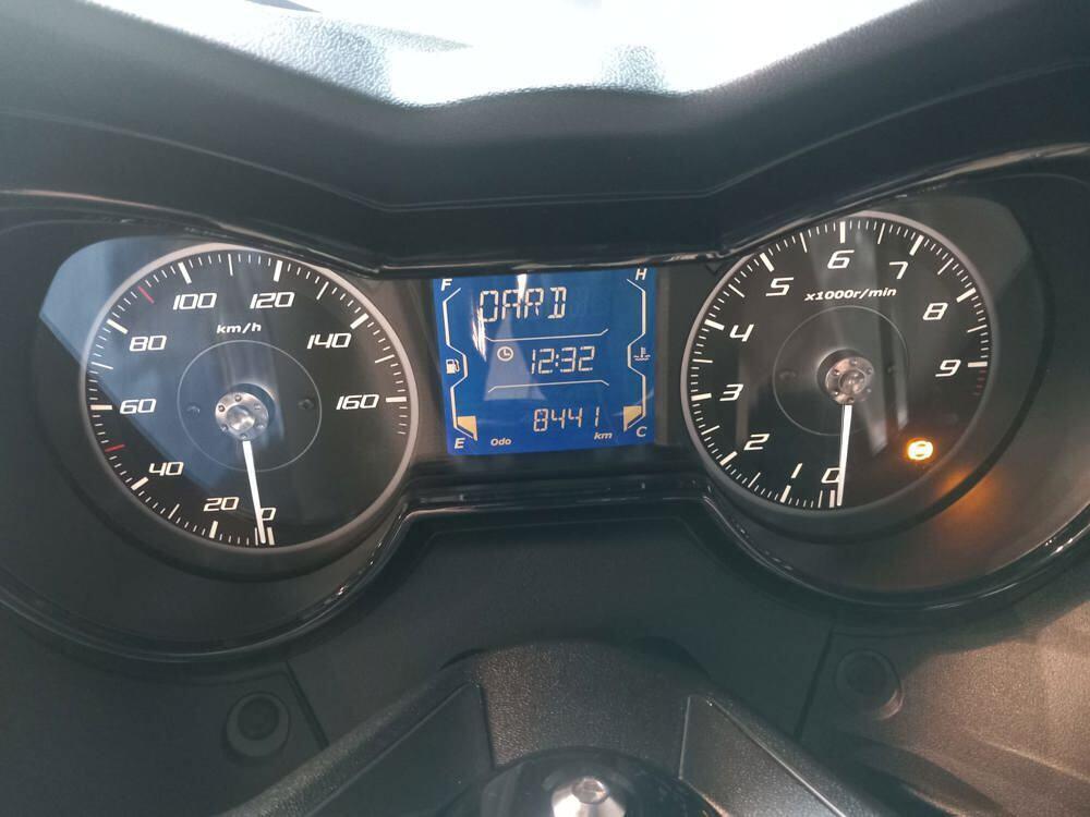 Yamaha X-Max 300 Tech Max (2021 - 24) (3)