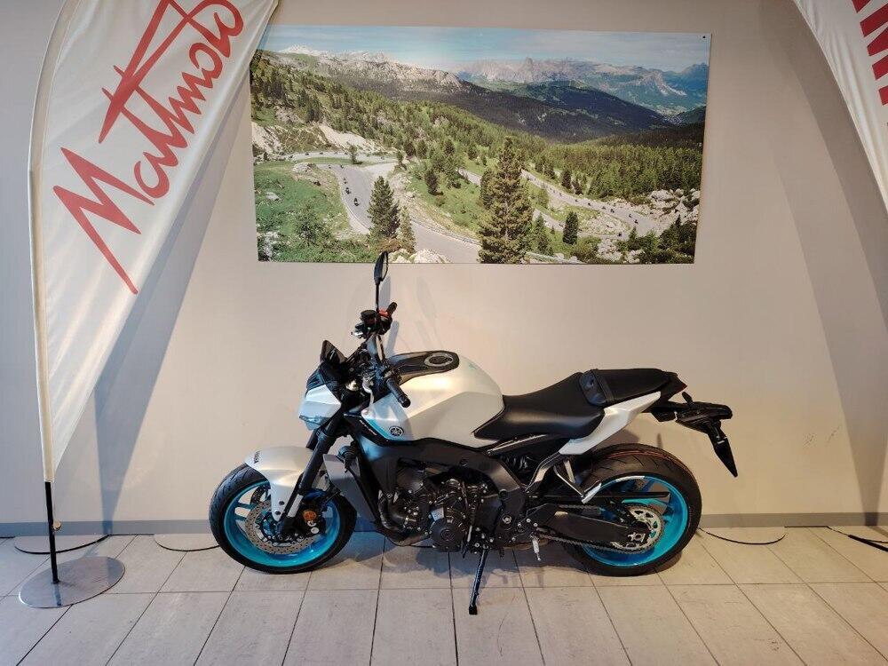 Yamaha MT-09 (2024 - 25) (4)