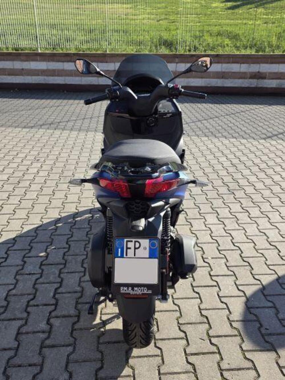 Piaggio MP3 310 Sport (2025) (6)