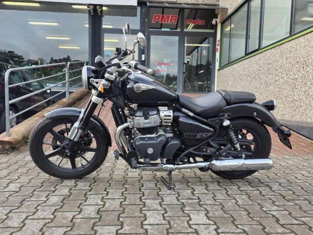 Royal Enfield Super Meteor 650 (2023 - 25) (3)