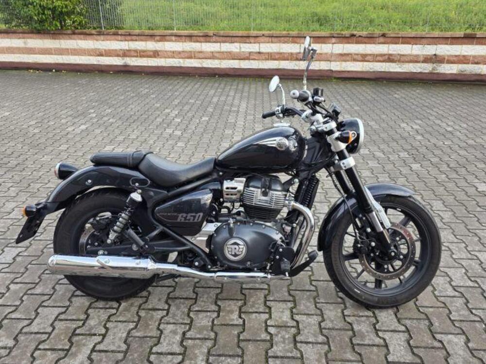 Royal Enfield Super Meteor 650 (2023 - 25) (4)