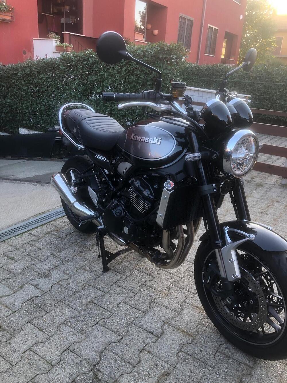 Kawasaki Z 900 RS (2022 - 25) (4)