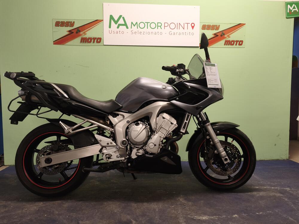 Yamaha FZ6 Fazer (2004 - 07)