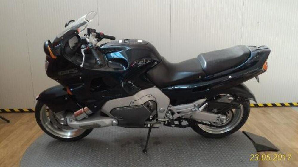 Yamaha GTS 1000 (5)