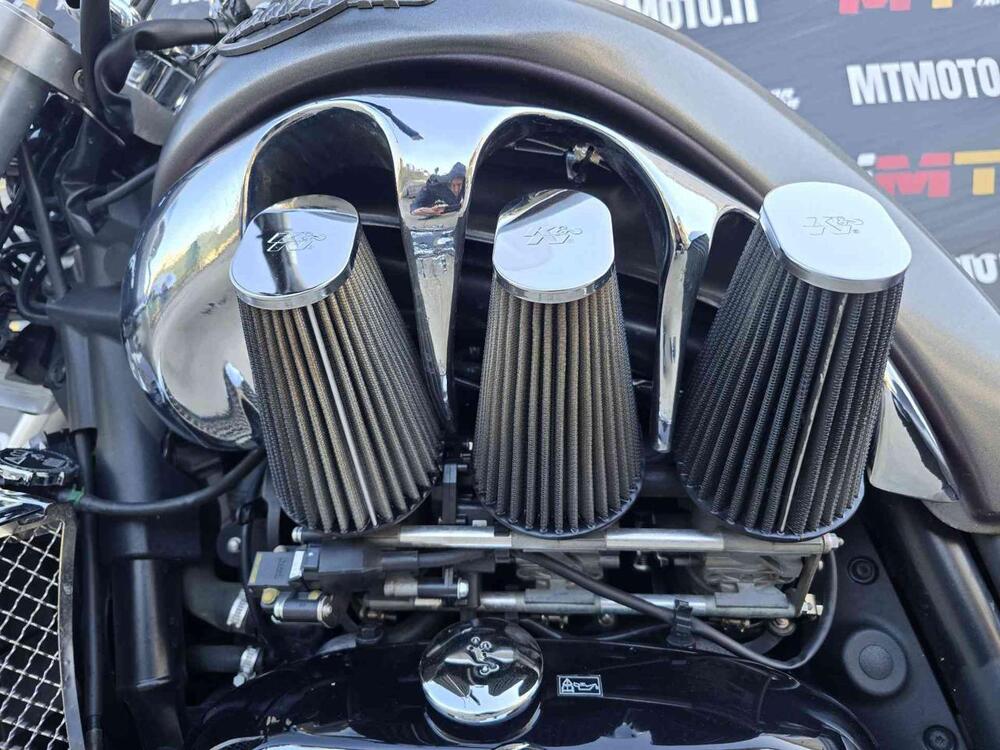 Triumph Rocket 3 Classic (2006 - 11) (3)