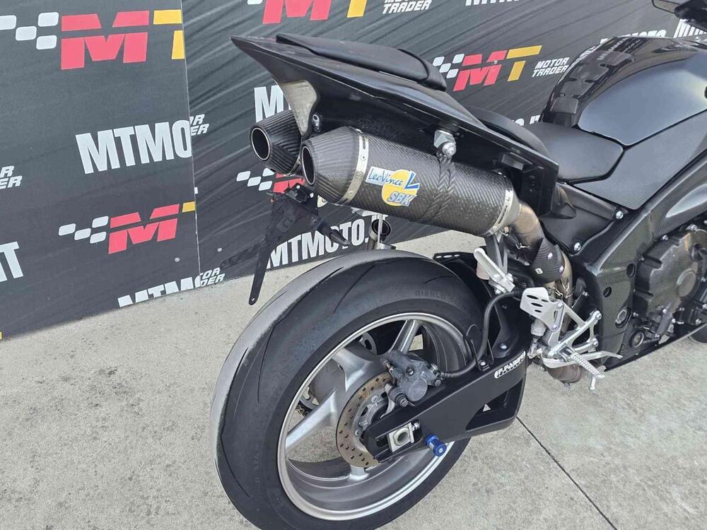 Yamaha YZF R1 (2009 - 11) (14)