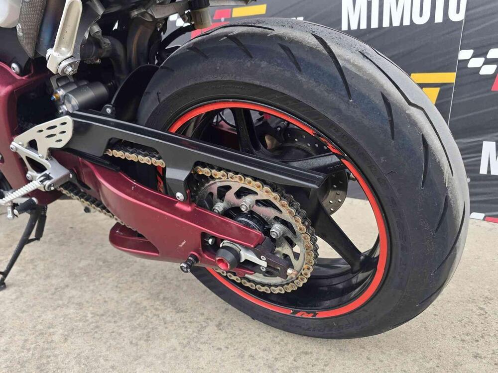 Yamaha YZF R1 (2009 - 11) (10)