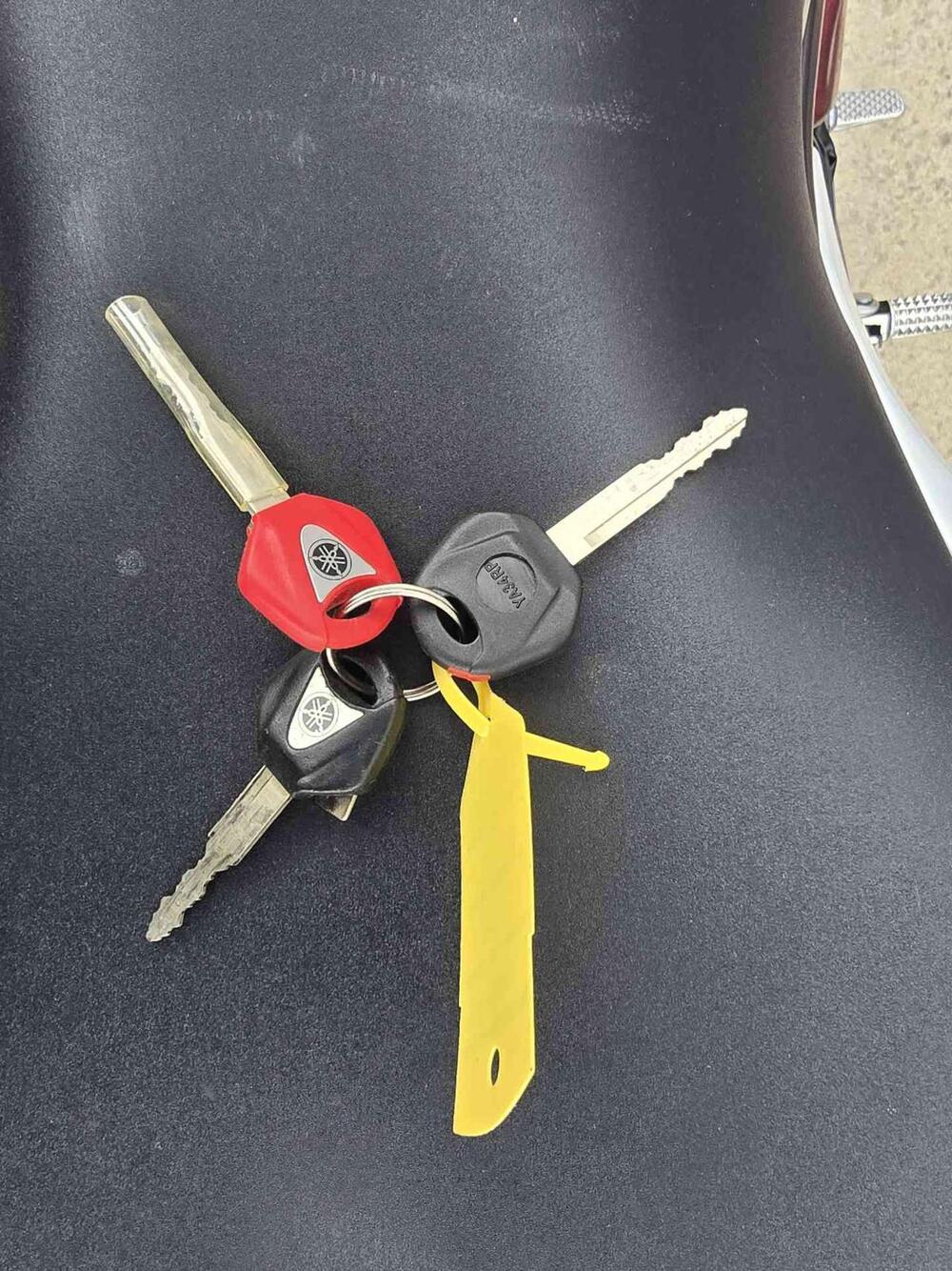 Yamaha YZF R1 (2009 - 11) (16)