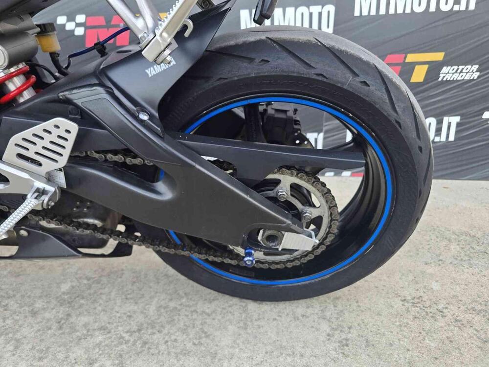 Yamaha YZF R6 (2006 - 07) (13)