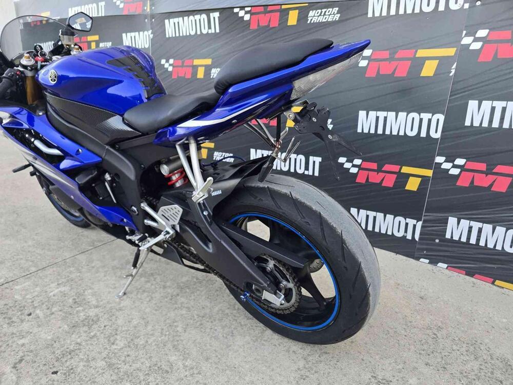 Yamaha YZF R6 (2006 - 07) (6)