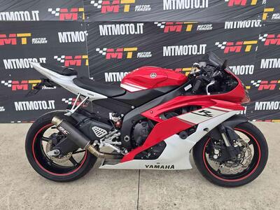 Yamaha YZF R6 (2010 - 16) usata