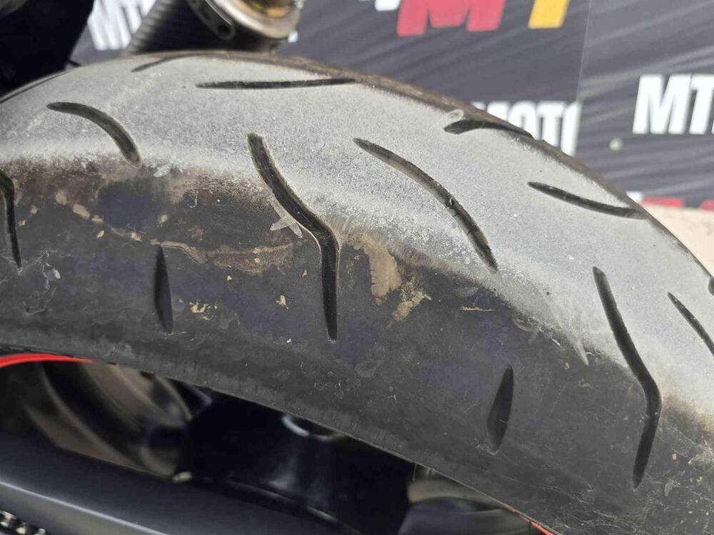 Yamaha YZF R6 (2010 - 16) (7)