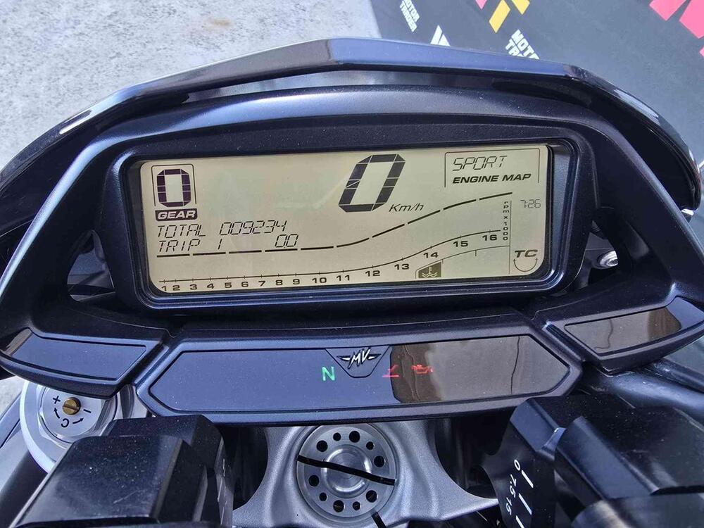 MV Agusta Rivale 800 EAS ABS (2013 -17) (11)