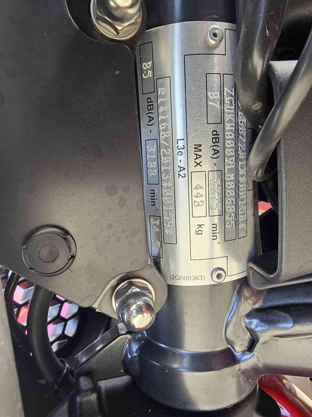 Moto Guzzi V85 TT (2019 - 20) (16)