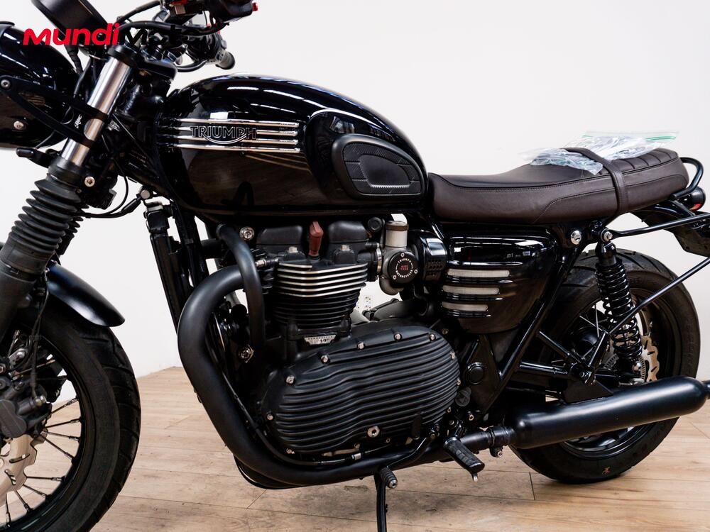 Triumph Bonneville T120 Ace (2019) (9)