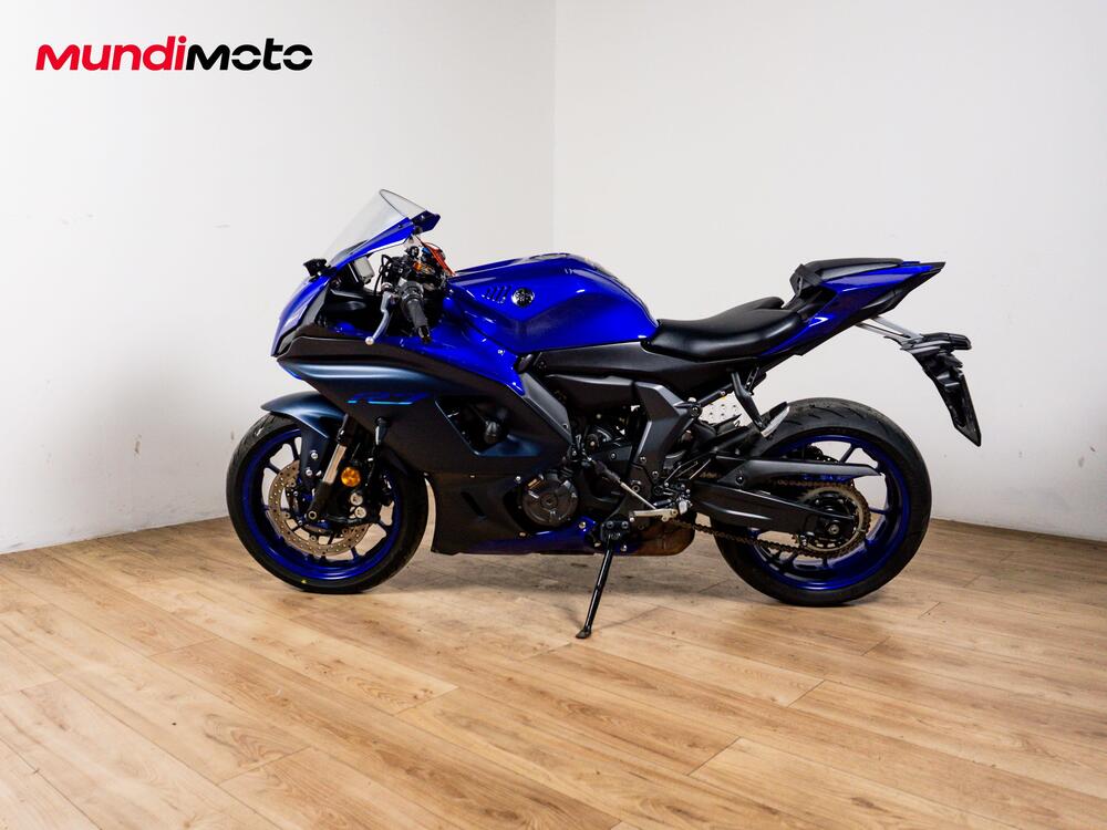 Yamaha YZF R7 (2021 - 25) (6)
