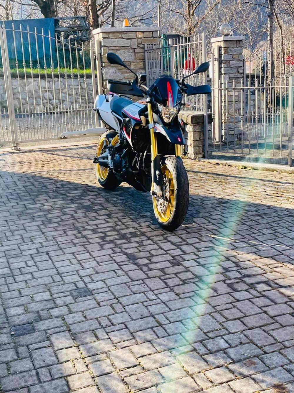 Aprilia Dorsoduro 1200 ABS (2012 - 15) (4)