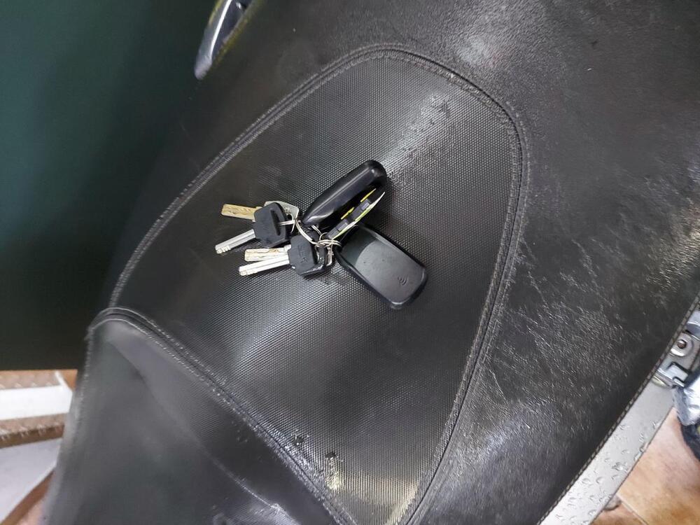 Kymco Agility 300 + (2020) (4)