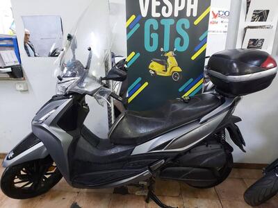 Kymco Agility 300 + (2020) usata