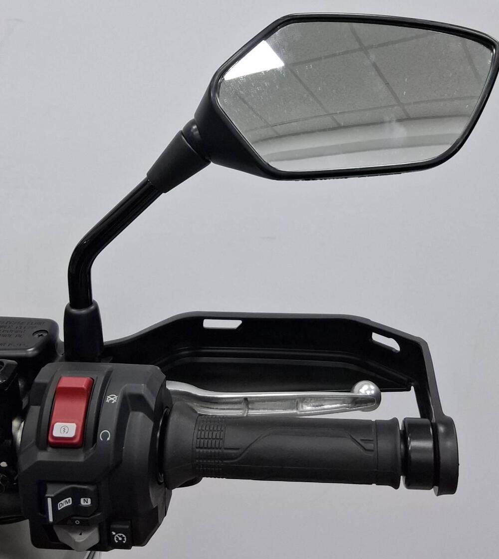 Honda X-ADV 750 Travel (2025) (6)