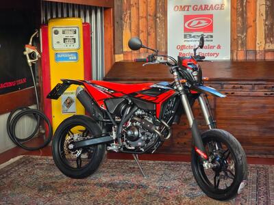 Betamotor RR 125 4T Motard T (2025) nuova