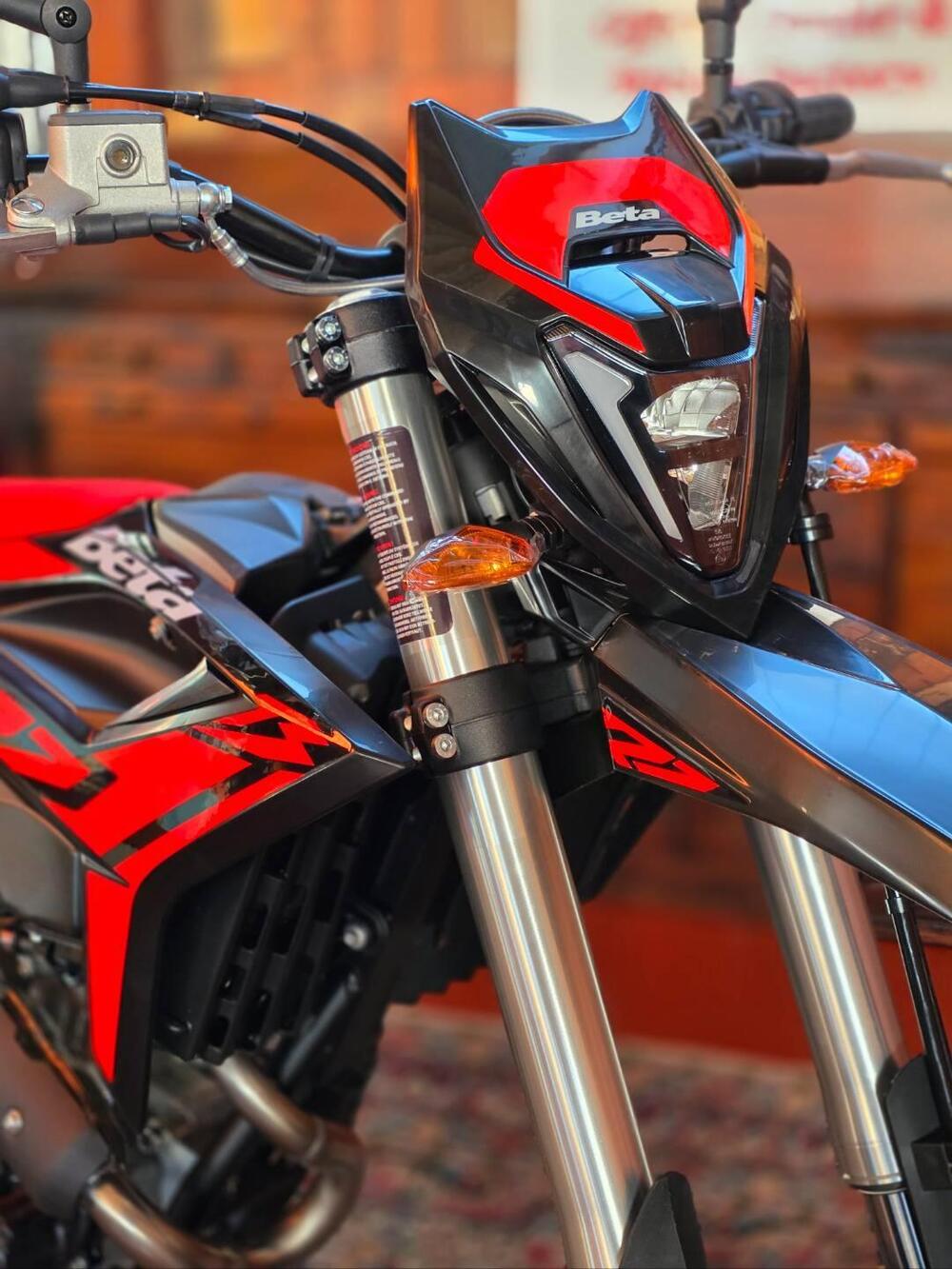 Betamotor RR 125 4T Motard T (2025 - 26) (2)