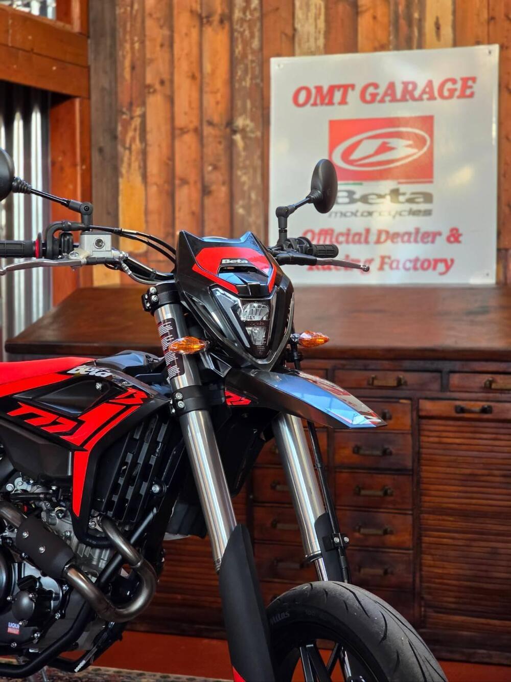 Betamotor RR 125 4T Motard T (2025 - 26) (4)