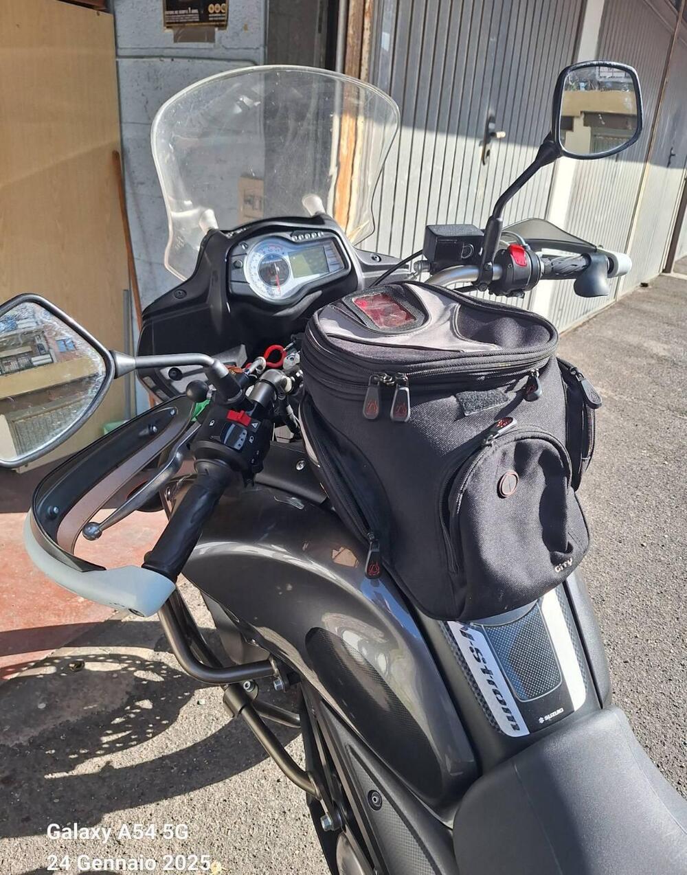 Suzuki SV 650 (2006 - 11) (8)