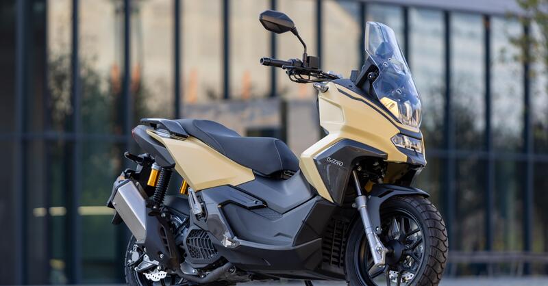 Rockville 125, il nuovo scooter sportivo di UM Motorcycles arriva in Italia