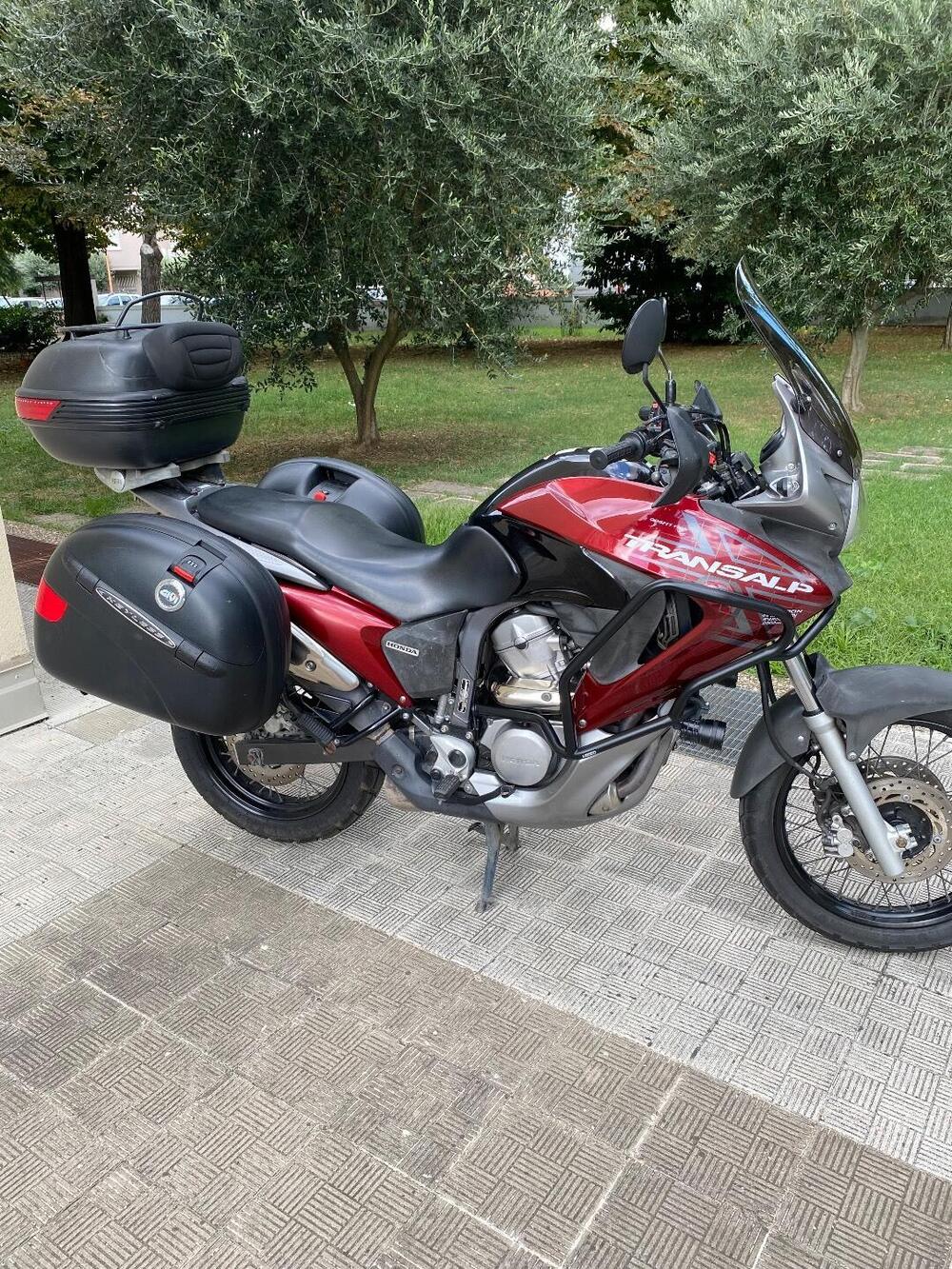 Honda Transalp XL 700 V (2007 - 2013) (3)