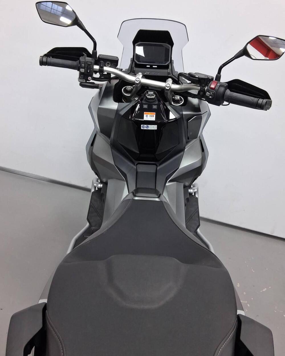 Honda X-ADV 750 DCT (2021 - 24) (4)