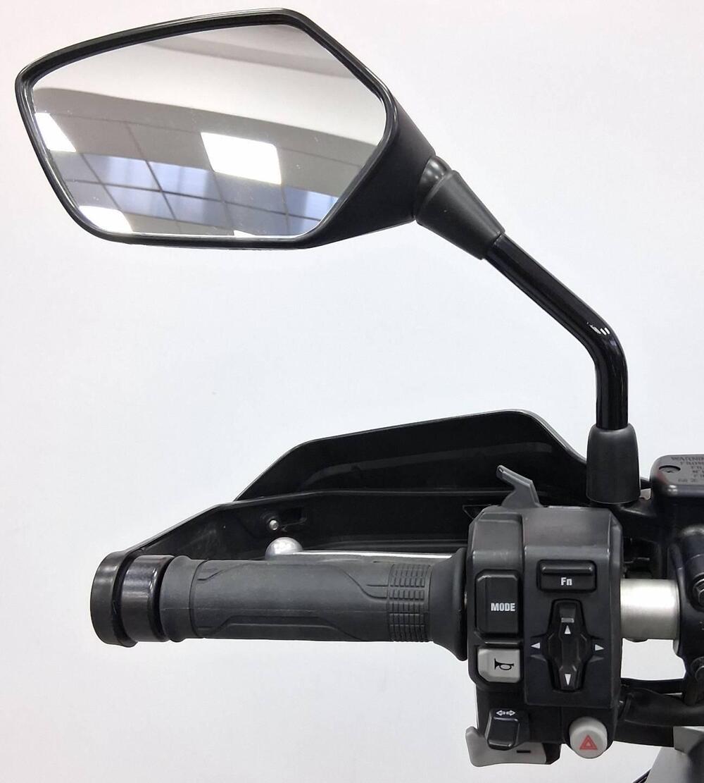 Honda X-ADV 750 DCT (2021 - 24) (5)