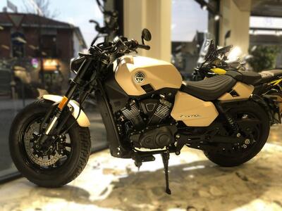 Benelli Leoncino 400 Bobber (2026) nuova