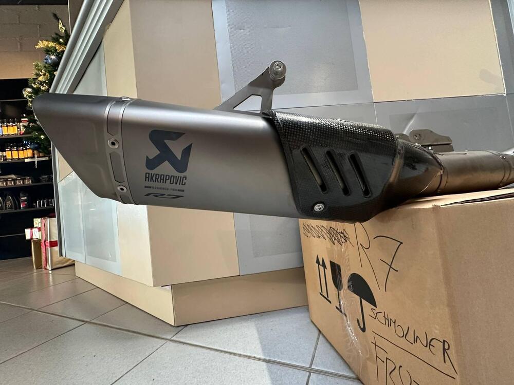 SCARICO AKRAPOVIC YAMAHA R7