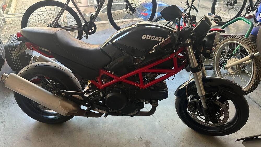 Ducati Monster 695 (2006 - 08) (2)
