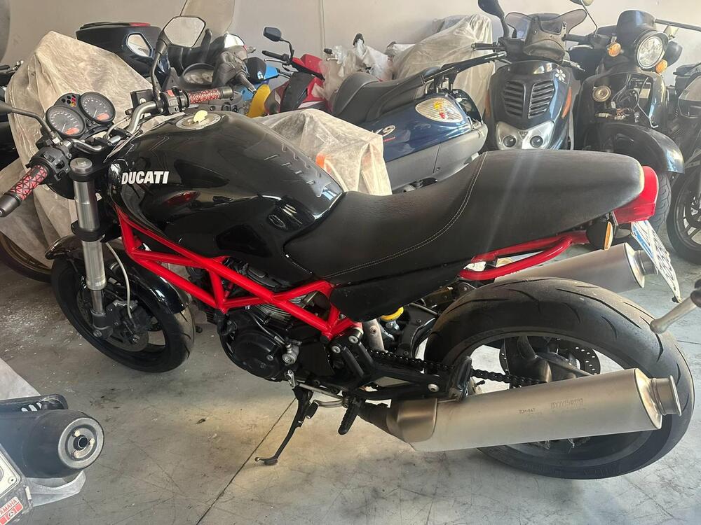 Ducati Monster 695 (2006 - 08) (14)