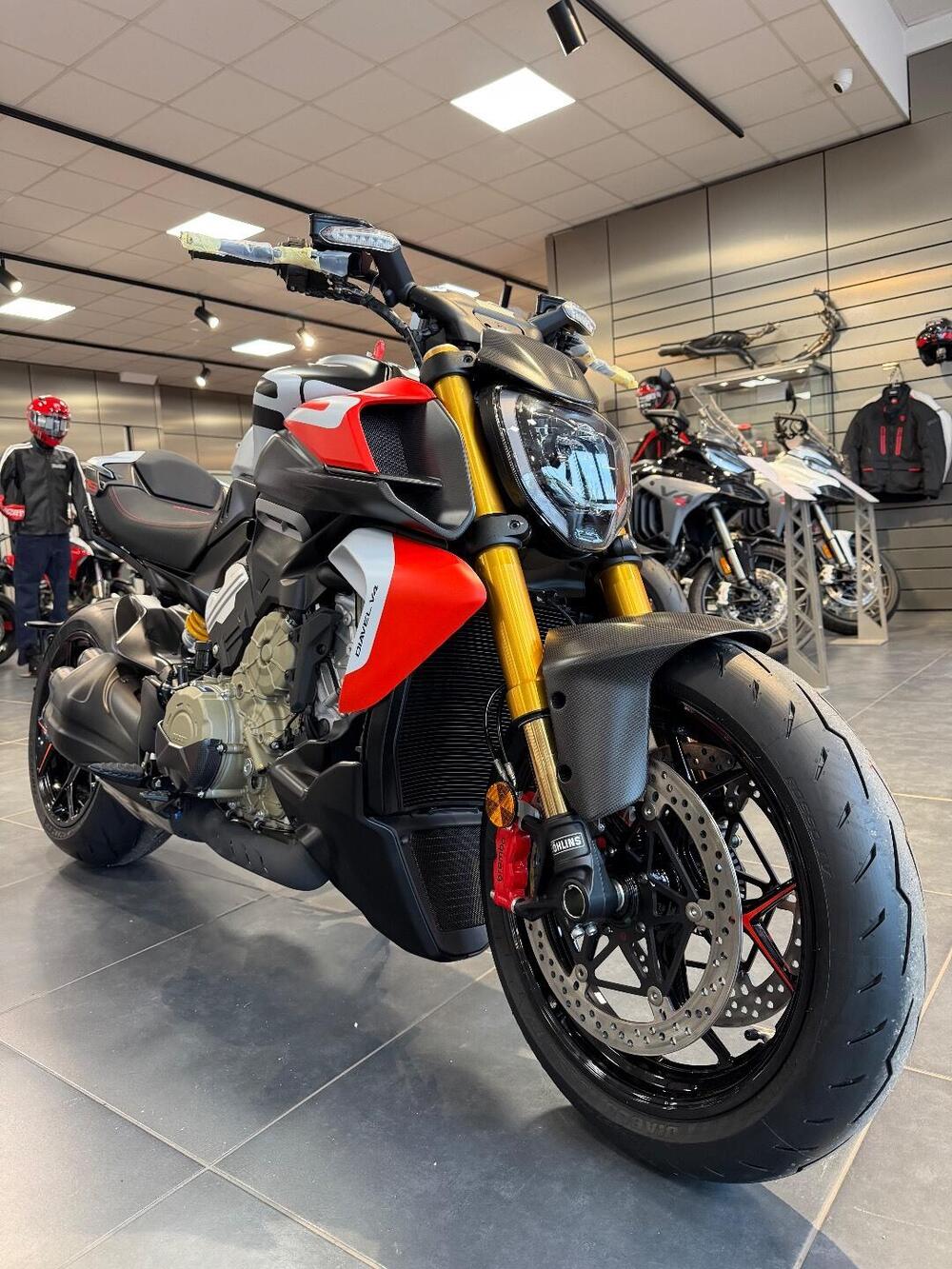 Ducati Diavel V4 RS (2026) (6)