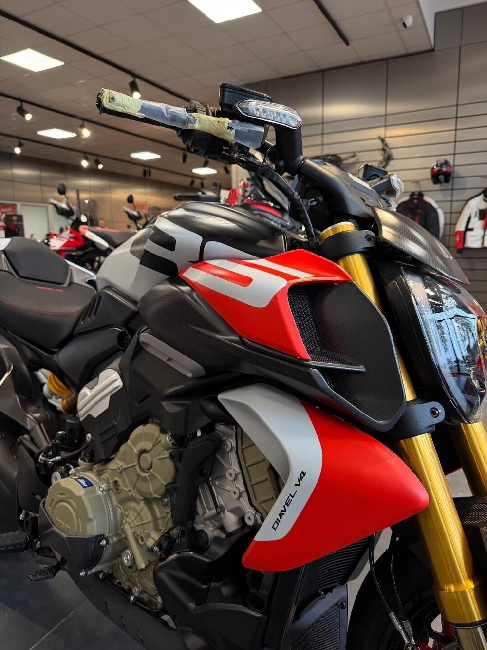 Ducati Diavel V4 RS (2026) (7)