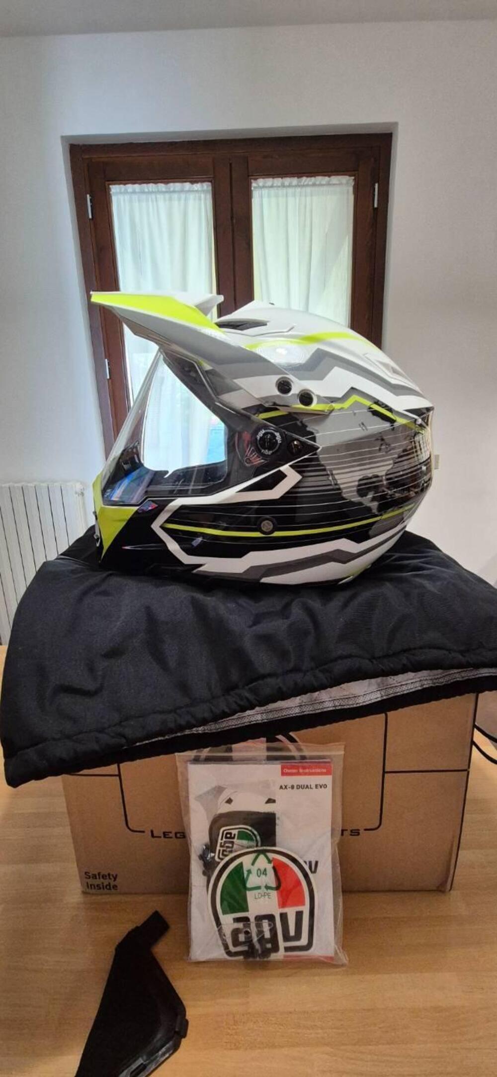 Casco enduro AX8 Agv (2)