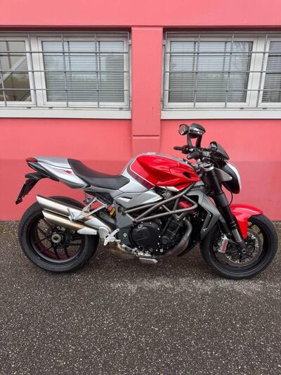 MV Agusta Brutale 1090 RR (2009 - 15) usata