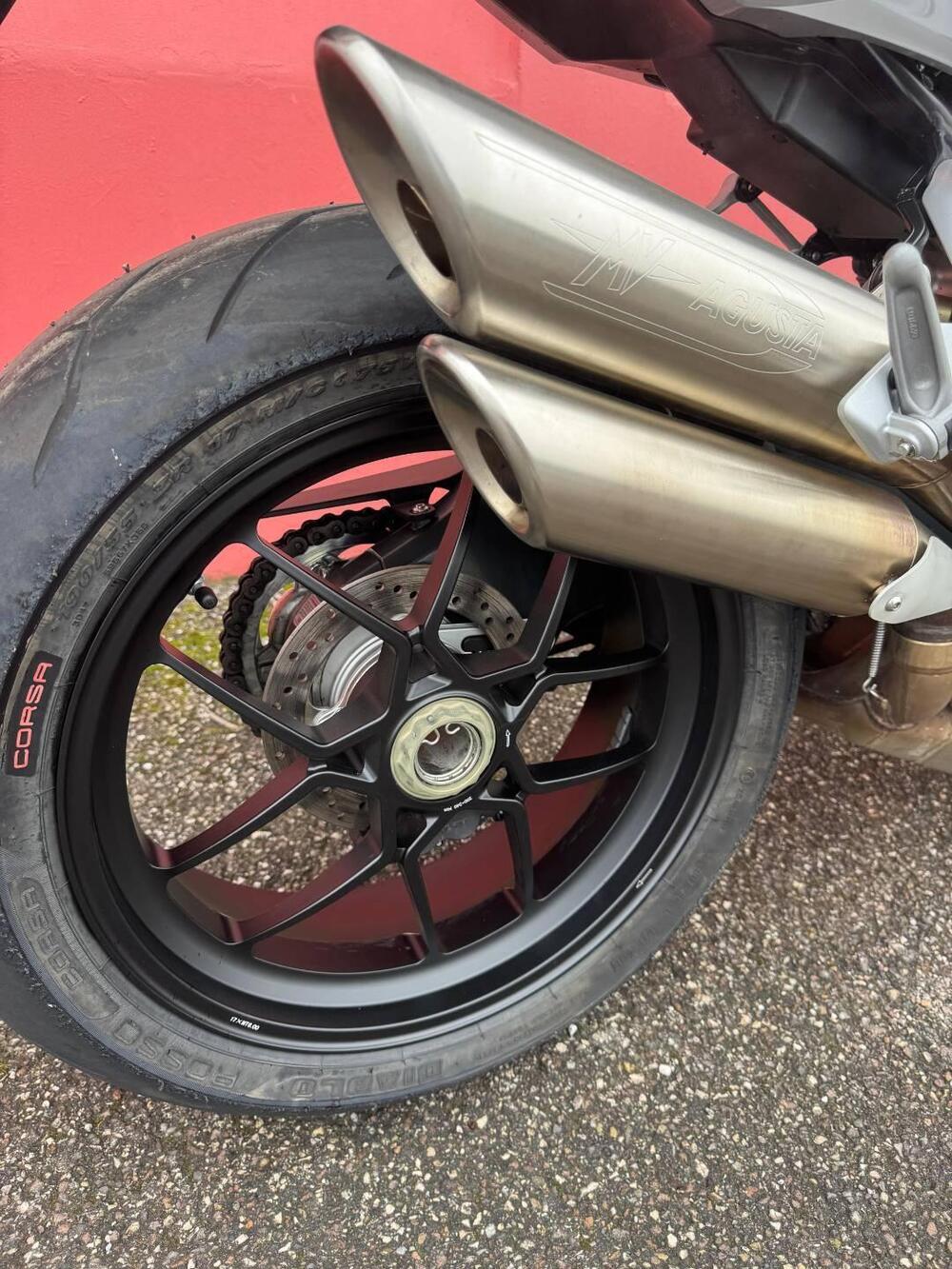 MV Agusta Brutale 1090 RR (2009 - 15) (7)