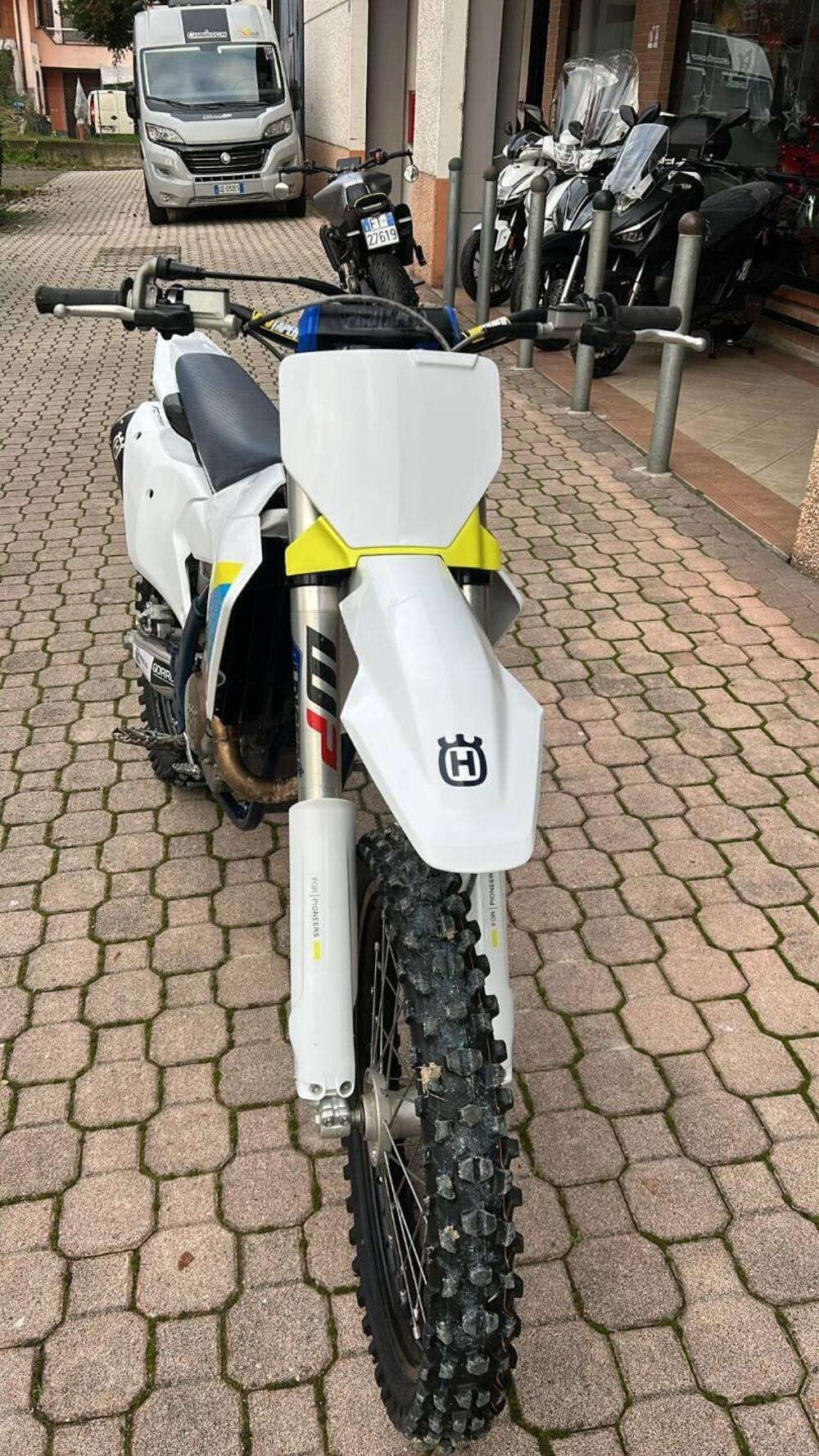 Husqvarna FC 250 (2025) (2)