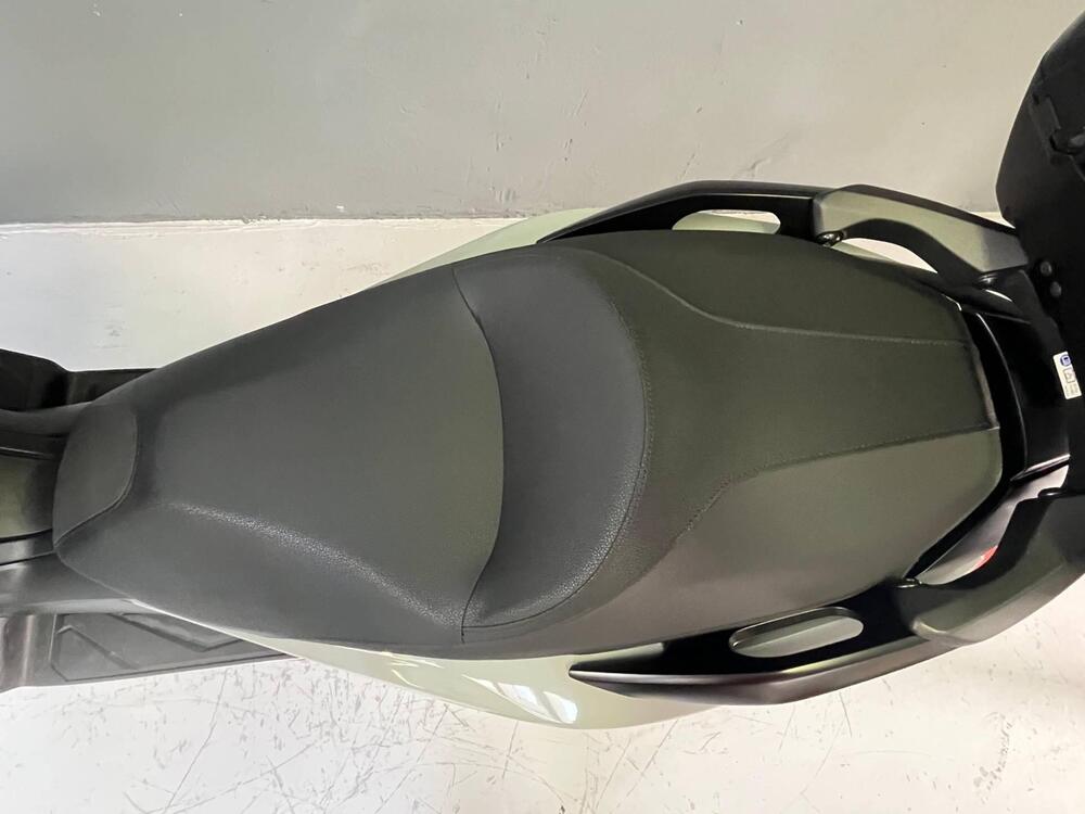 Honda Forza 350 Deluxe (2022 - 24) (4)