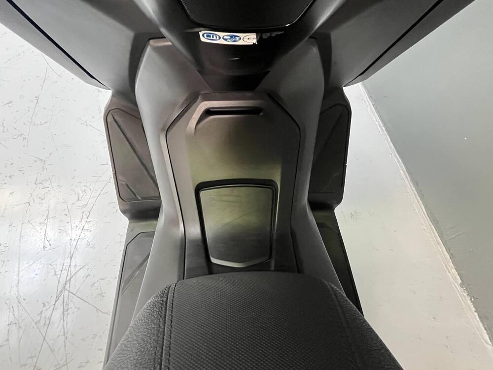 Honda Forza 350 Deluxe (2022 - 24) (5)