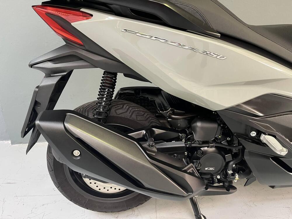 Honda Forza 350 Deluxe (2022 - 24) (10)
